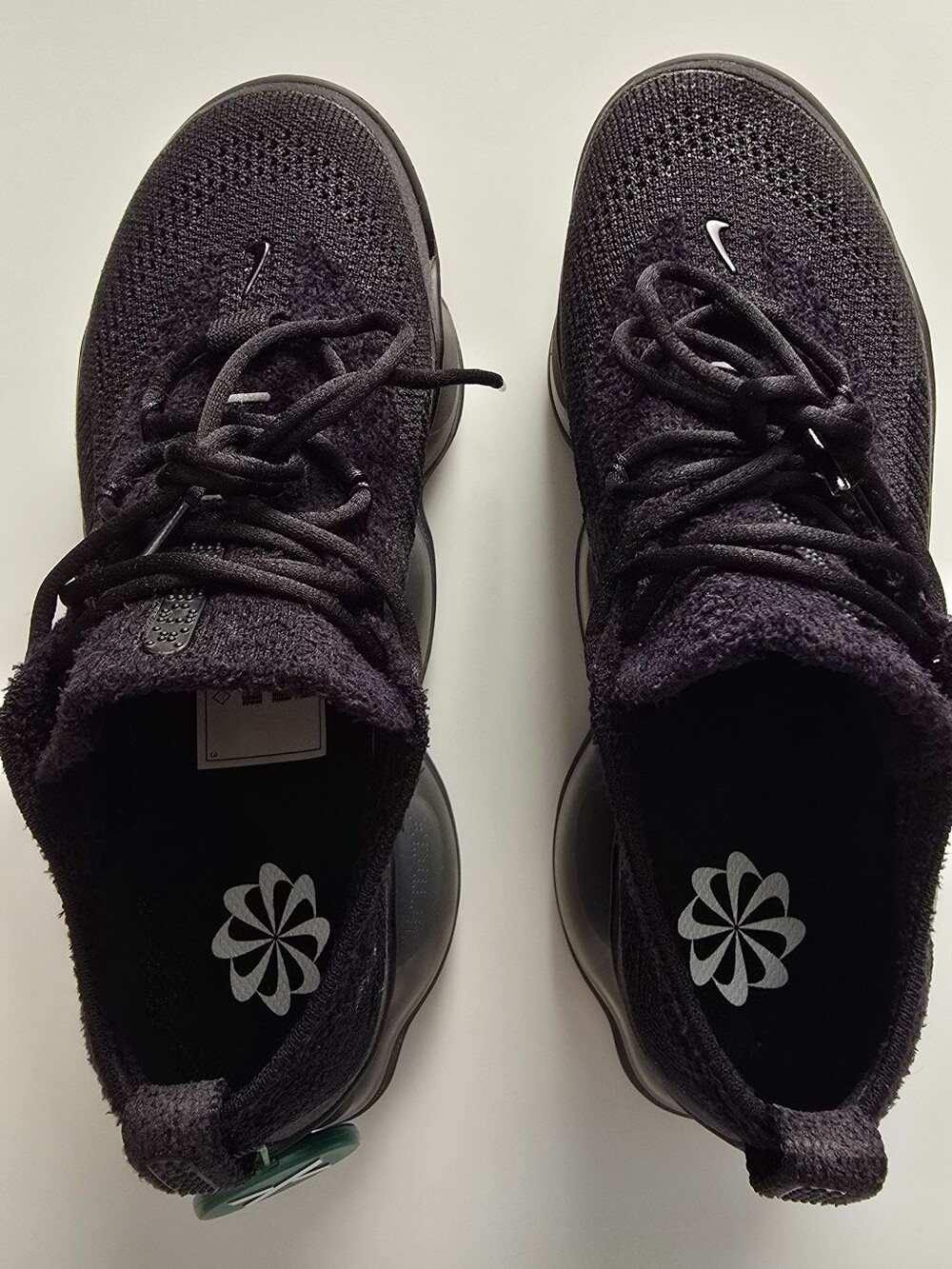 Nike Air Max Scorpion Flyknit Triple Black/Anthracite Women’s Size 7 | StockX - Picture 6 of 16